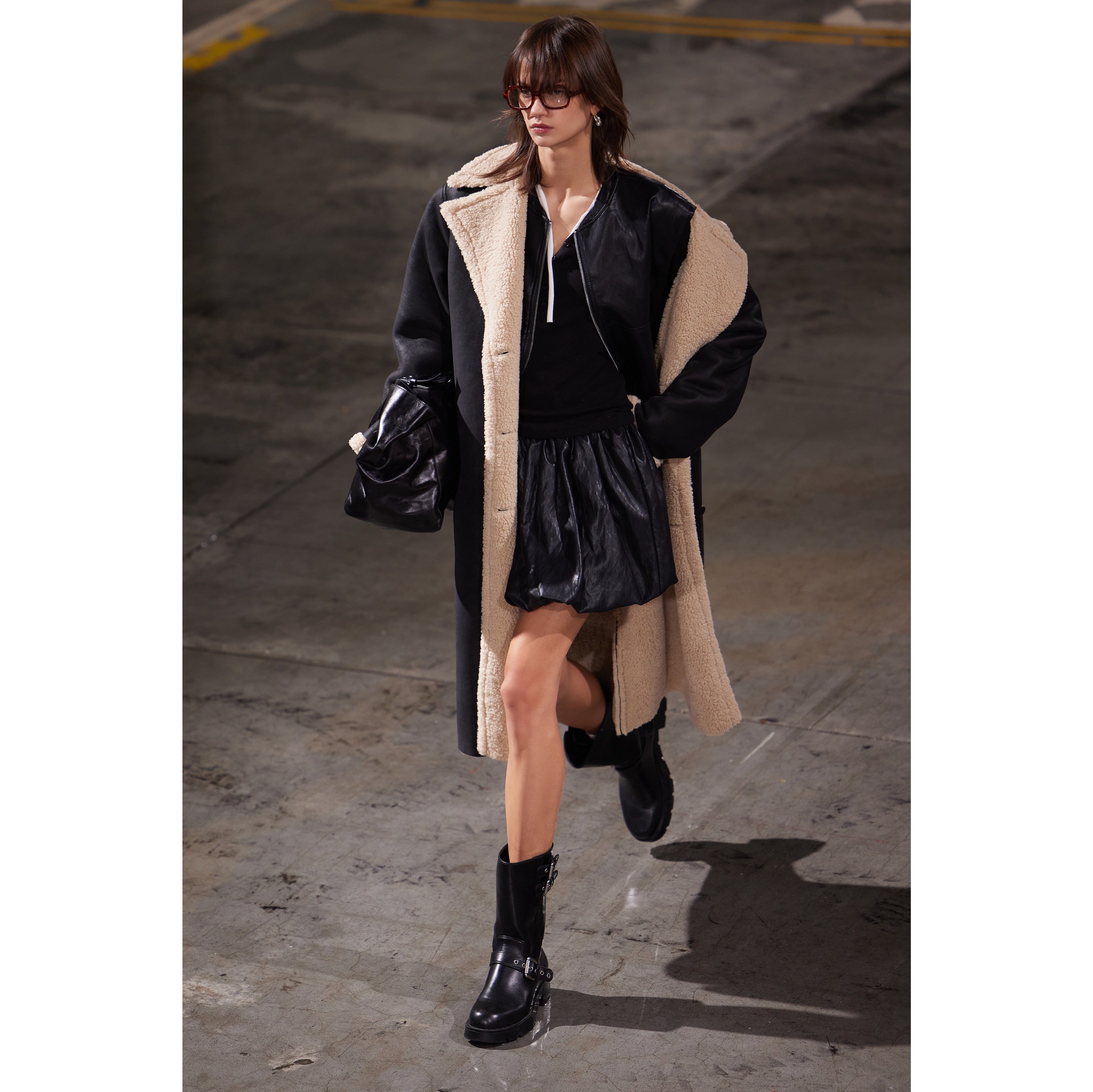 Cappotto lungo in eco shearling nero