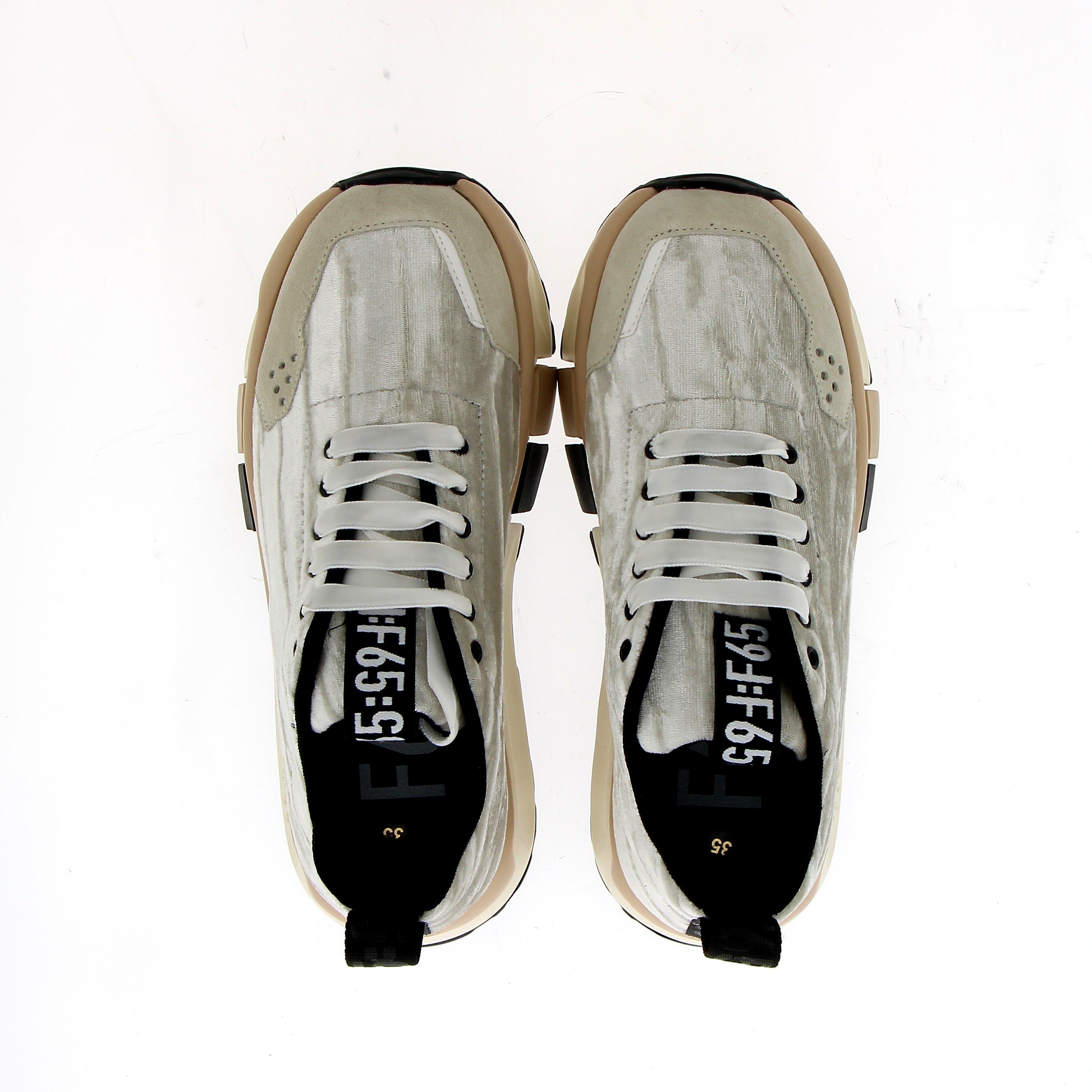 Sneaker in velluto bianco suola superflex leggera