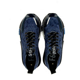 Sneaker in tessuto blu cangiante