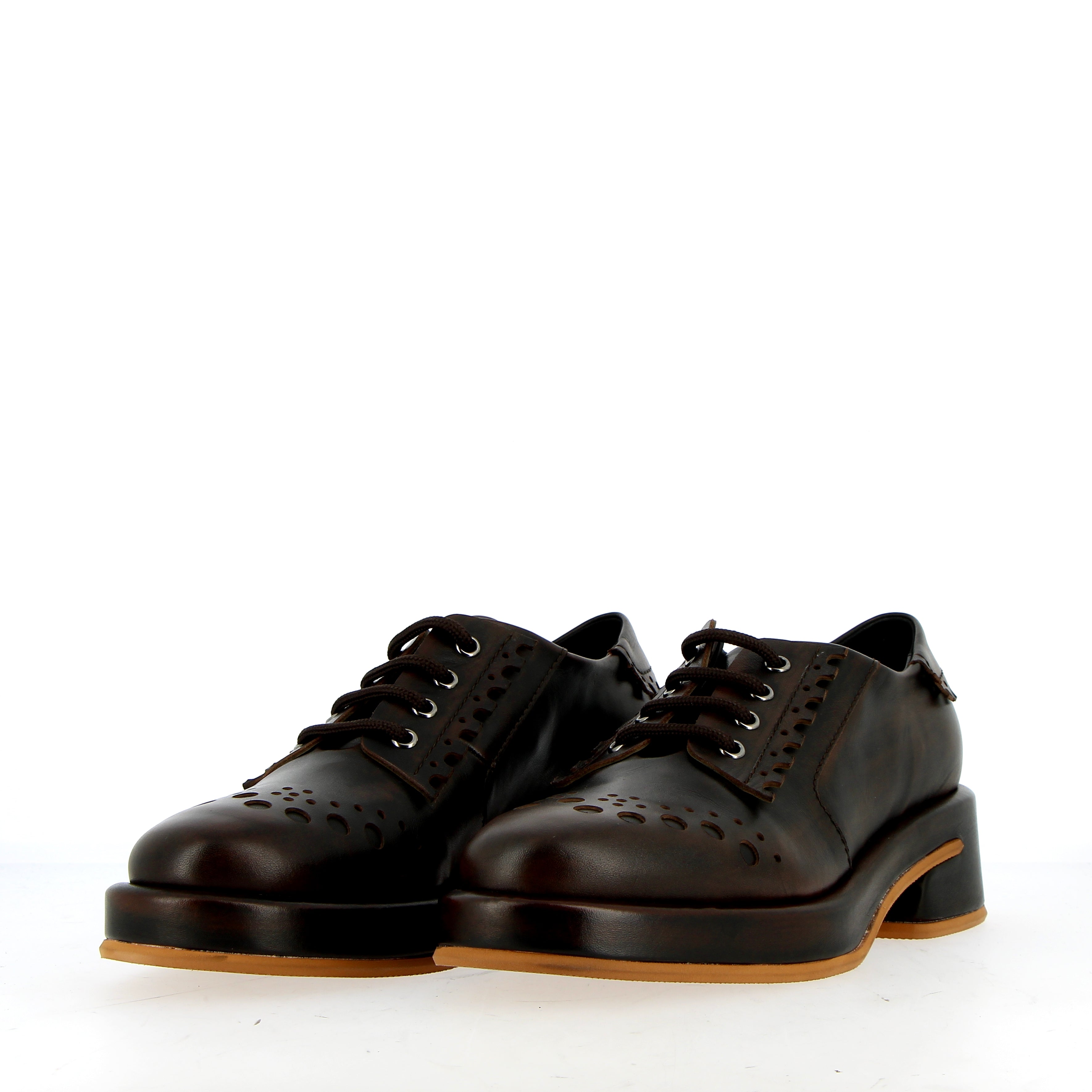 Men's lace-up shoe in dark brown leather