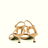 Sandalo in pelle cipria con cinturino