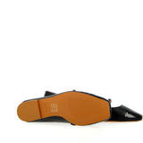 Ballerina con cinturino in pelle nera