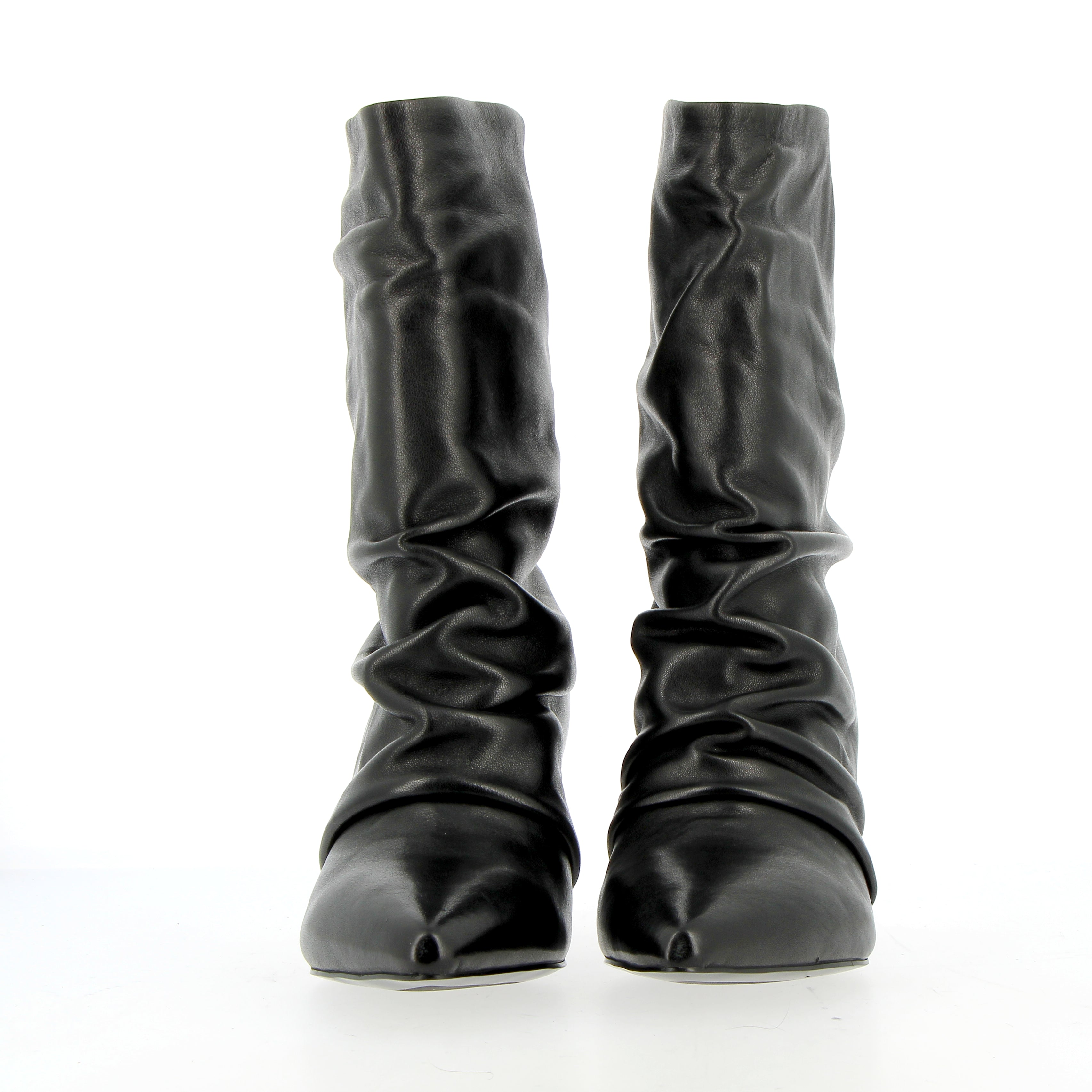 Stivaletto arricciato in pelle nera