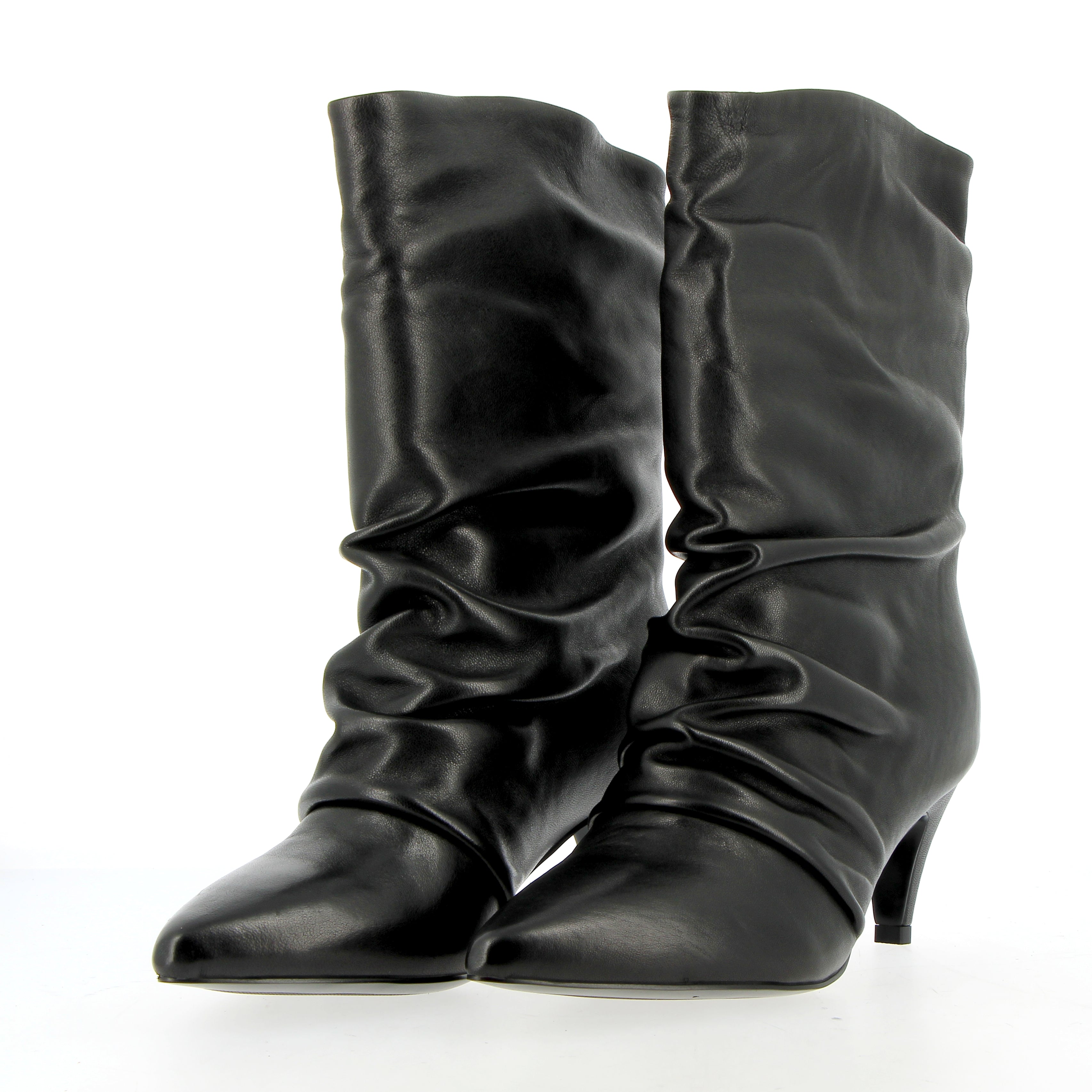 Stivaletto arricciato in pelle nera