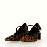 Scarpina in cavallino leopardato con cinturino a strap