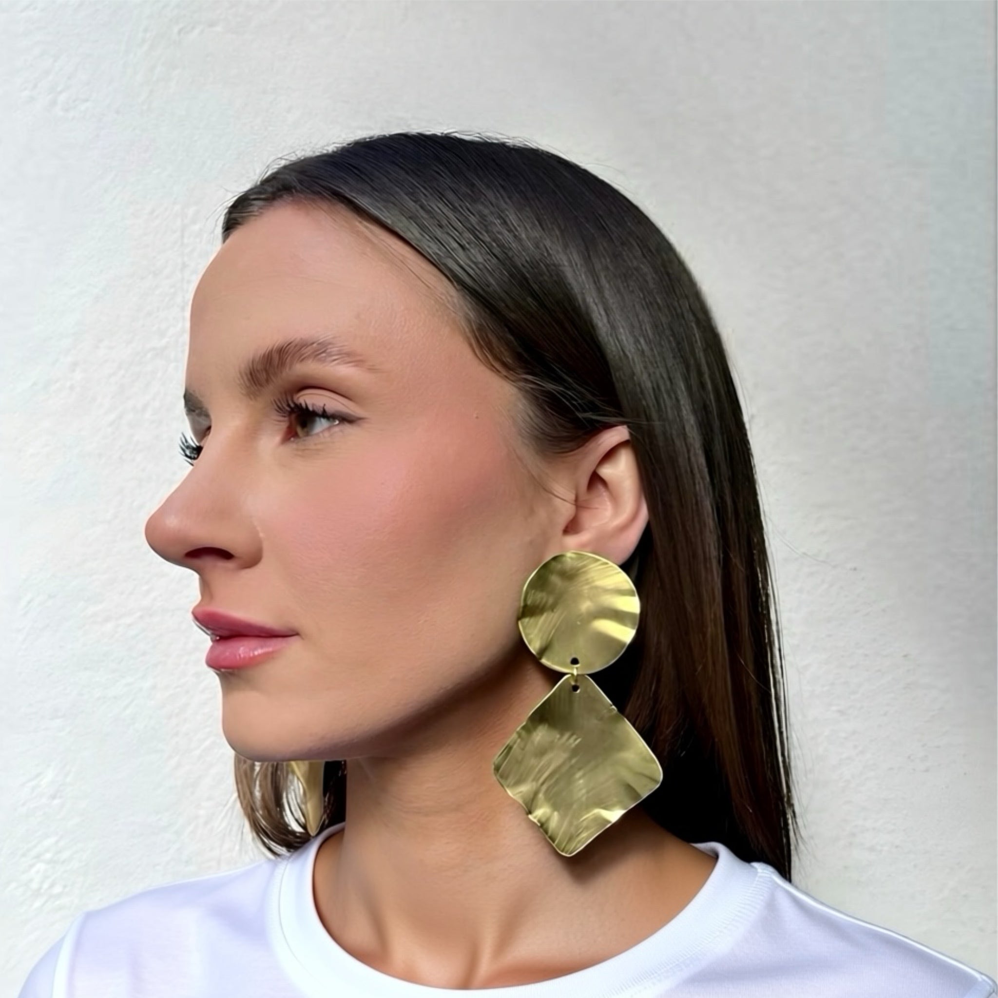 Leaf drop earrings