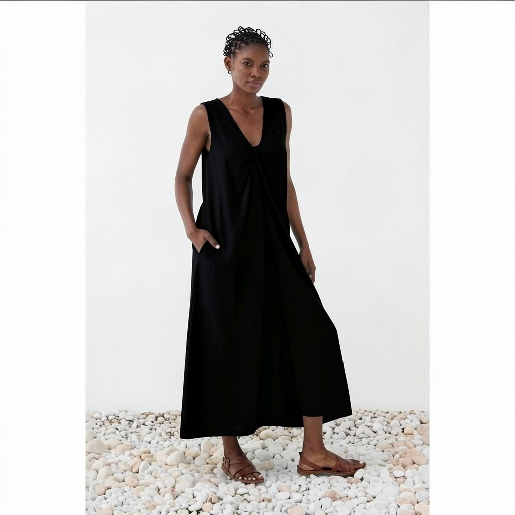 Black dress with knot