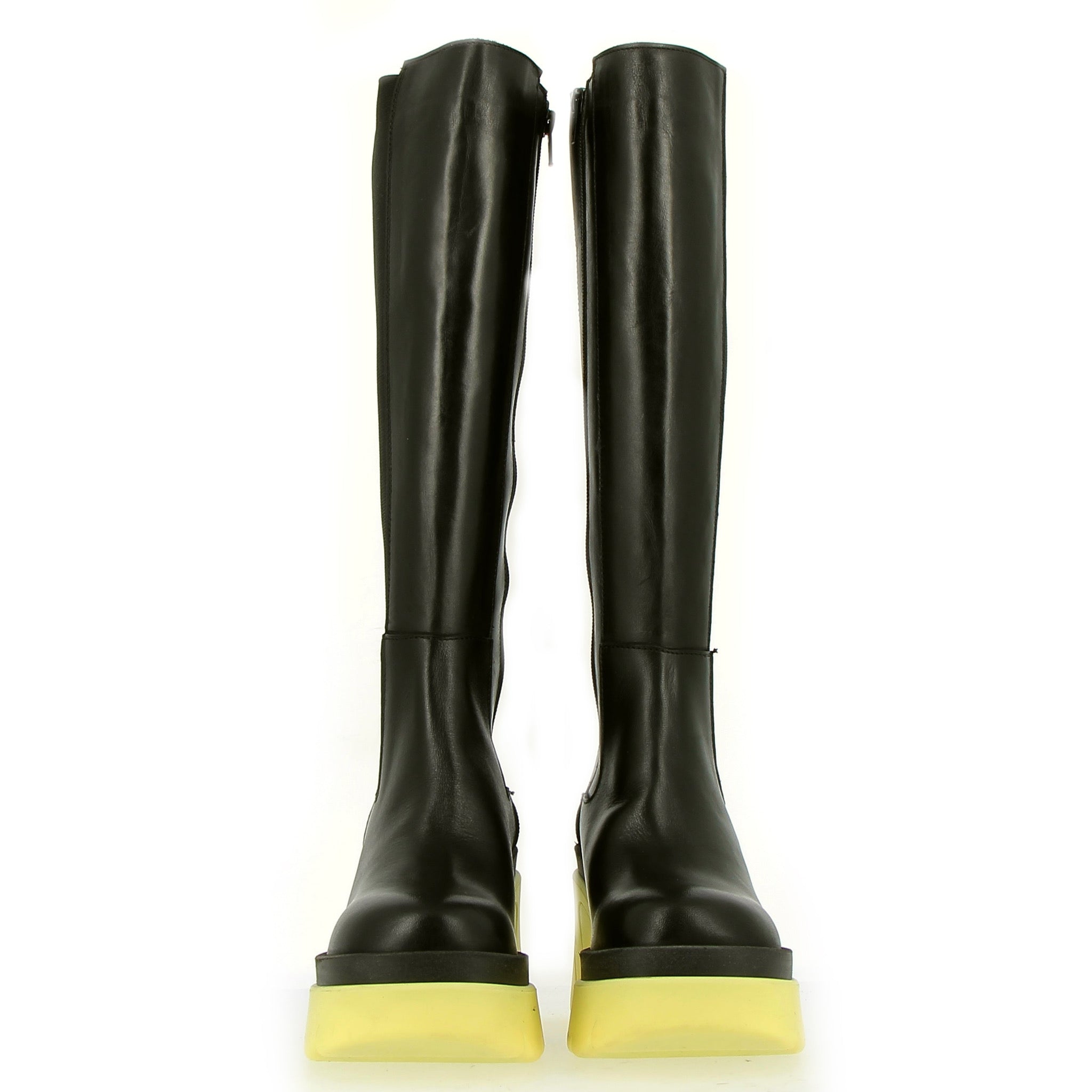 Boot with elastic and internal zip yellow sole