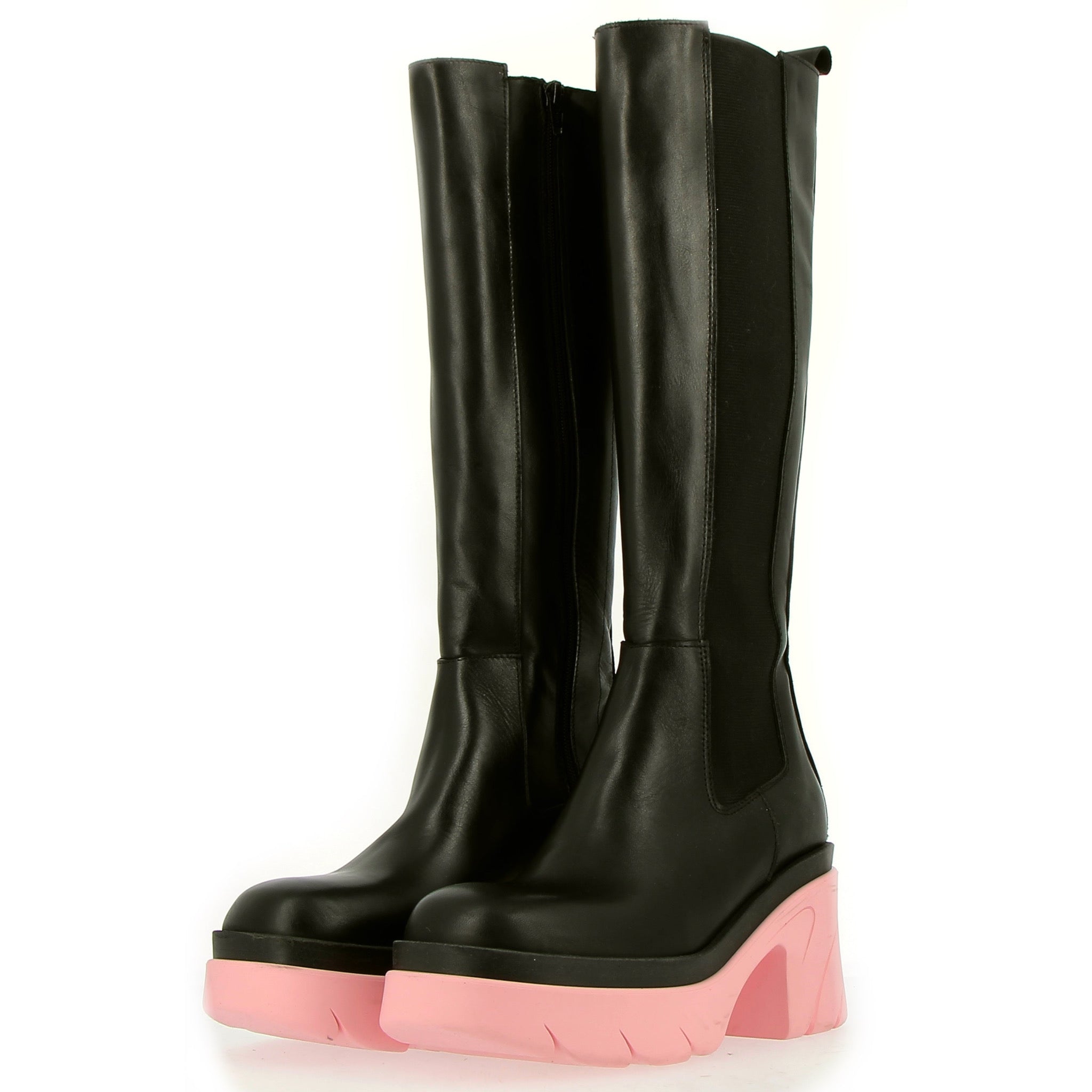 Boot with elastic and internal zip pink sole