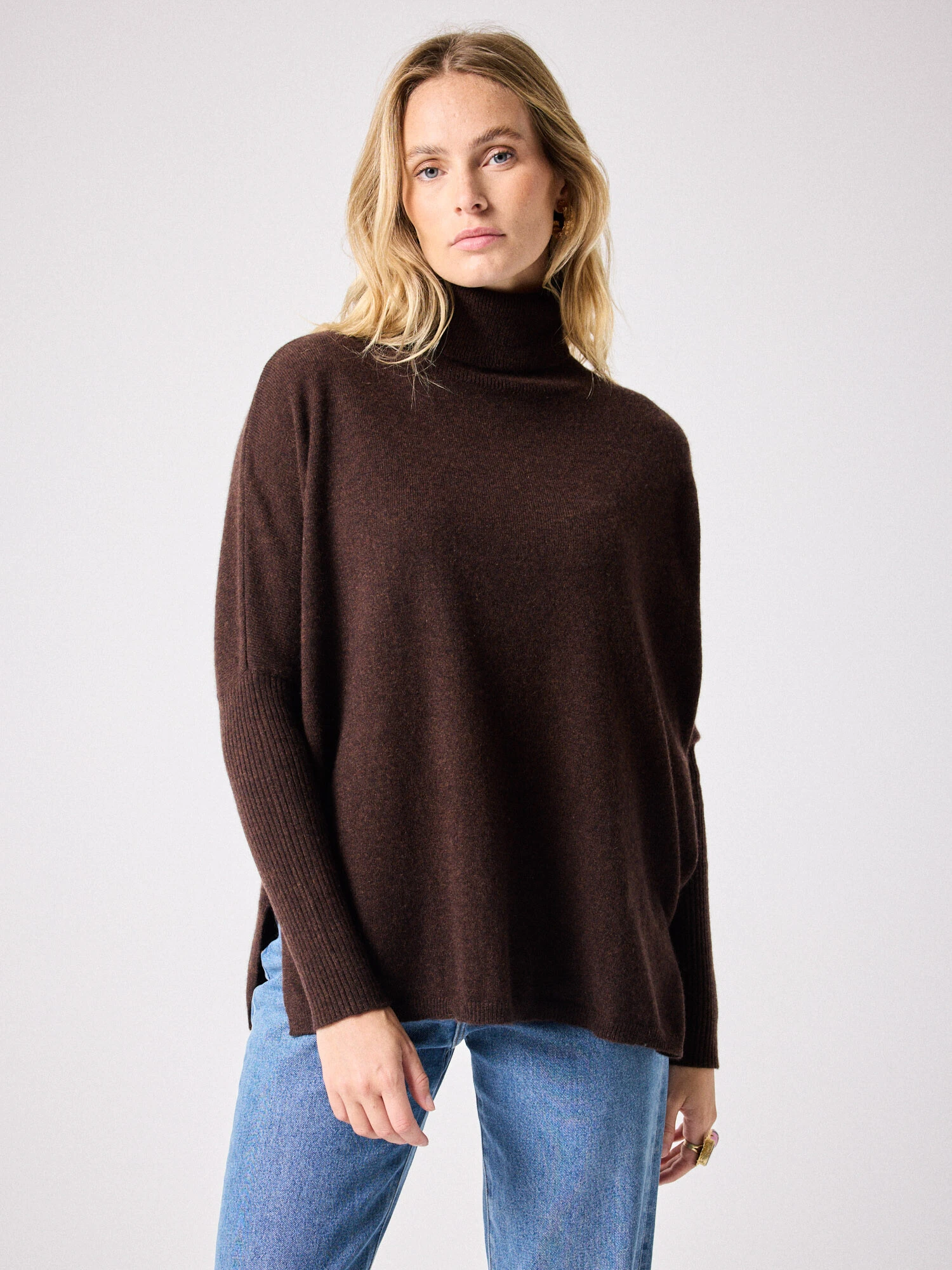 Black cashmere sweater