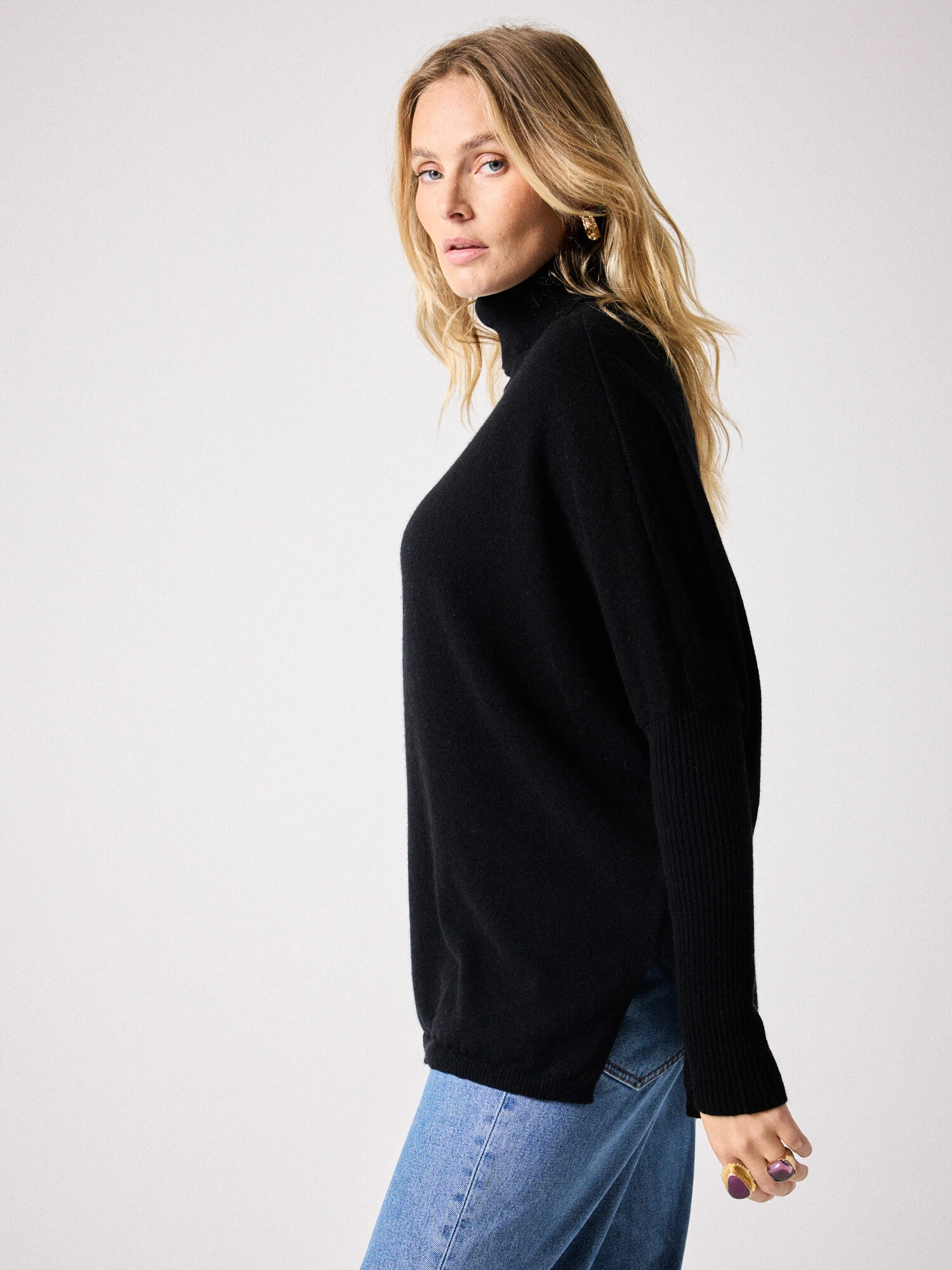 Maglione collo alto Margareth in cashmere nero