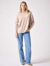 Maglione collo alto Margareth in cashmere terre fumée