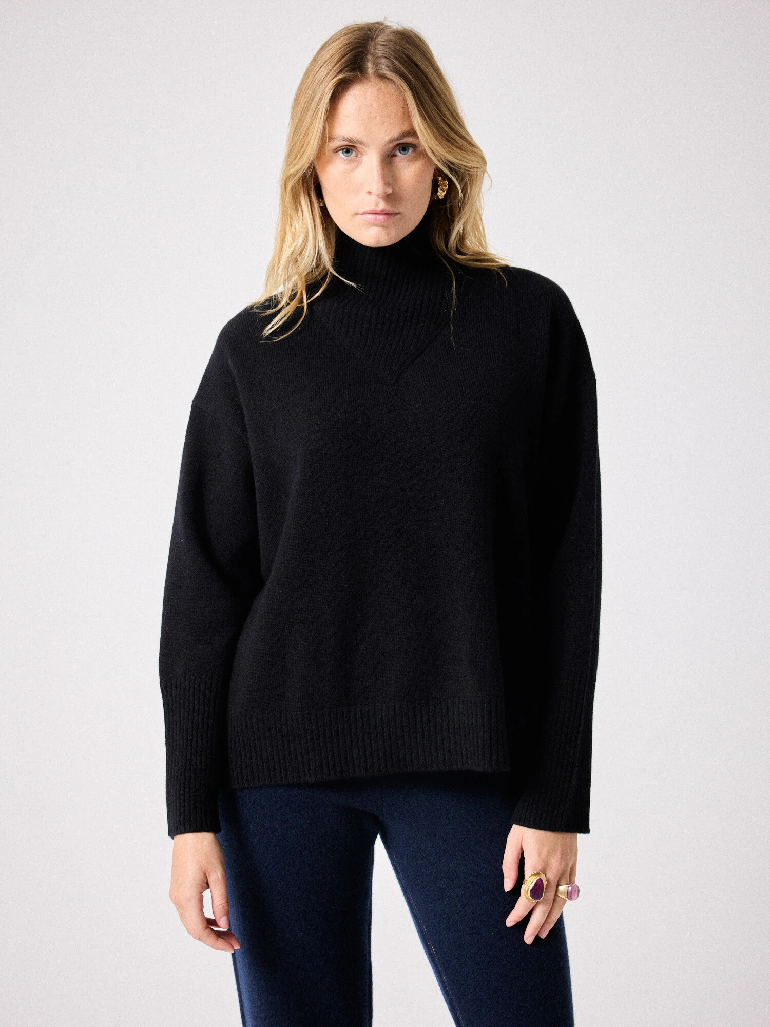 Black cashmere sweater