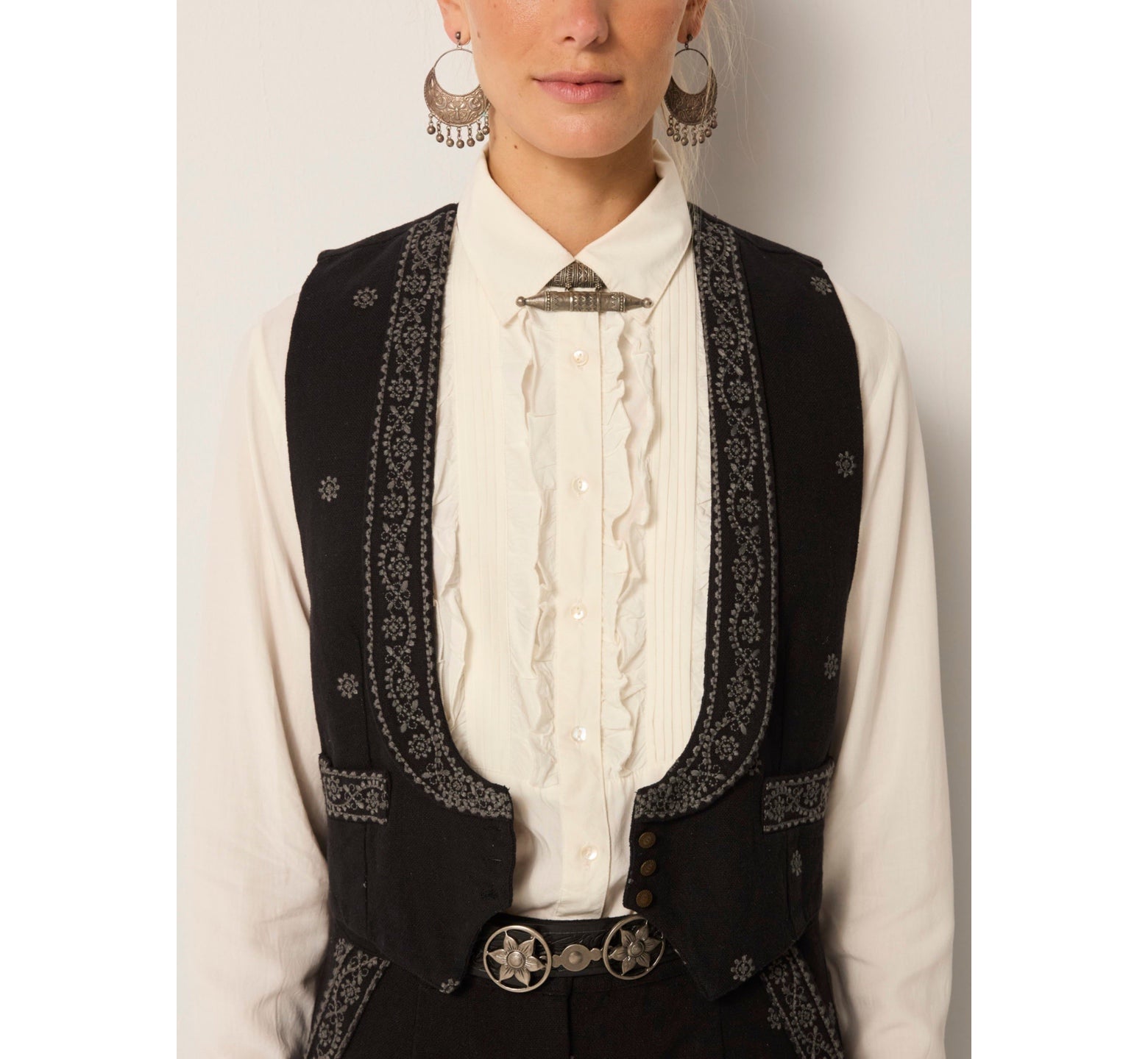 Lupita charro black