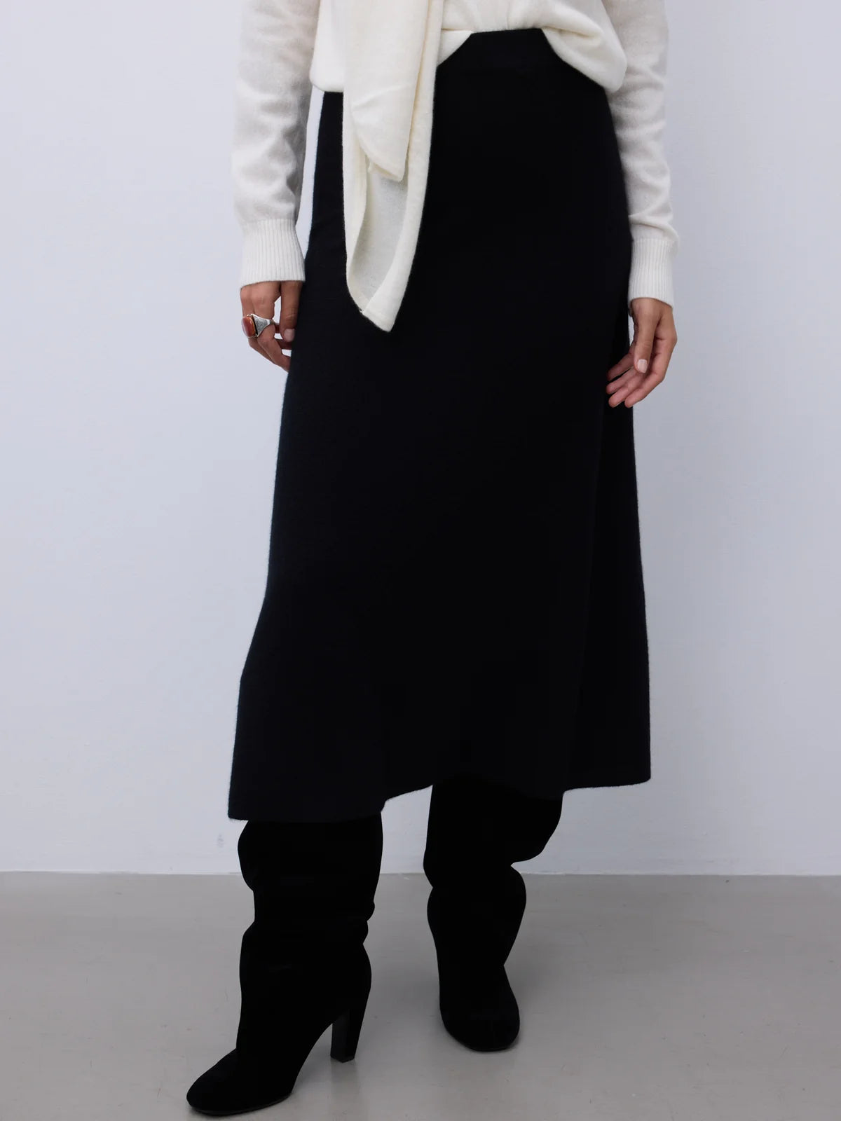 Juiper gonna in cashmere nero