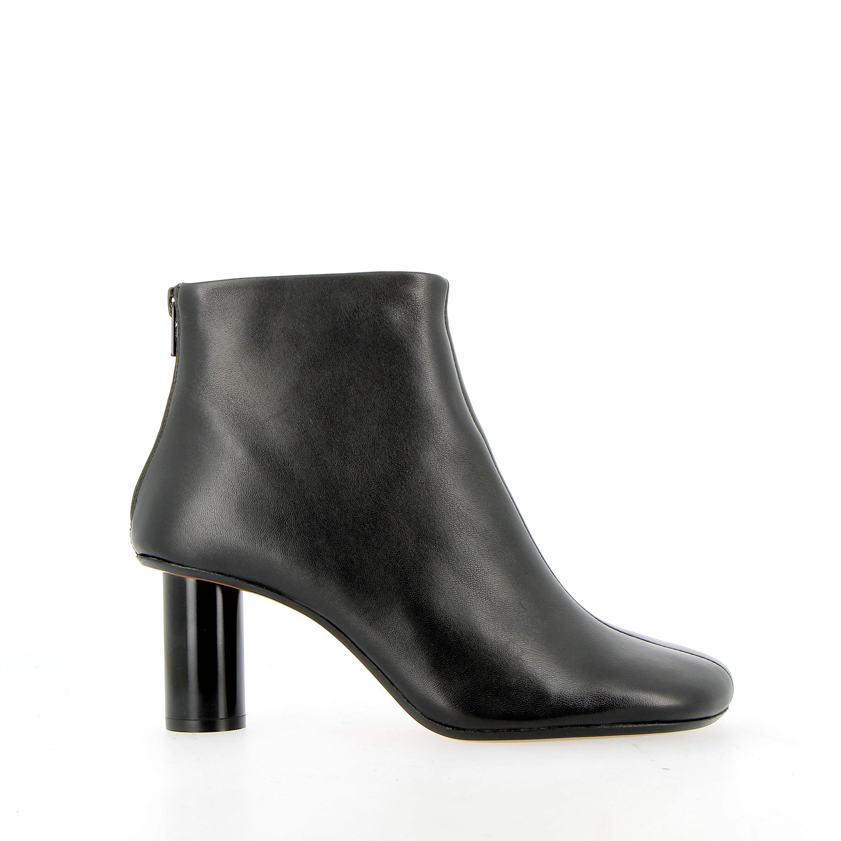 Stivaletto nero in pelle forma a piede