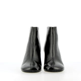 Stivaletto nero in pelle forma a piede
