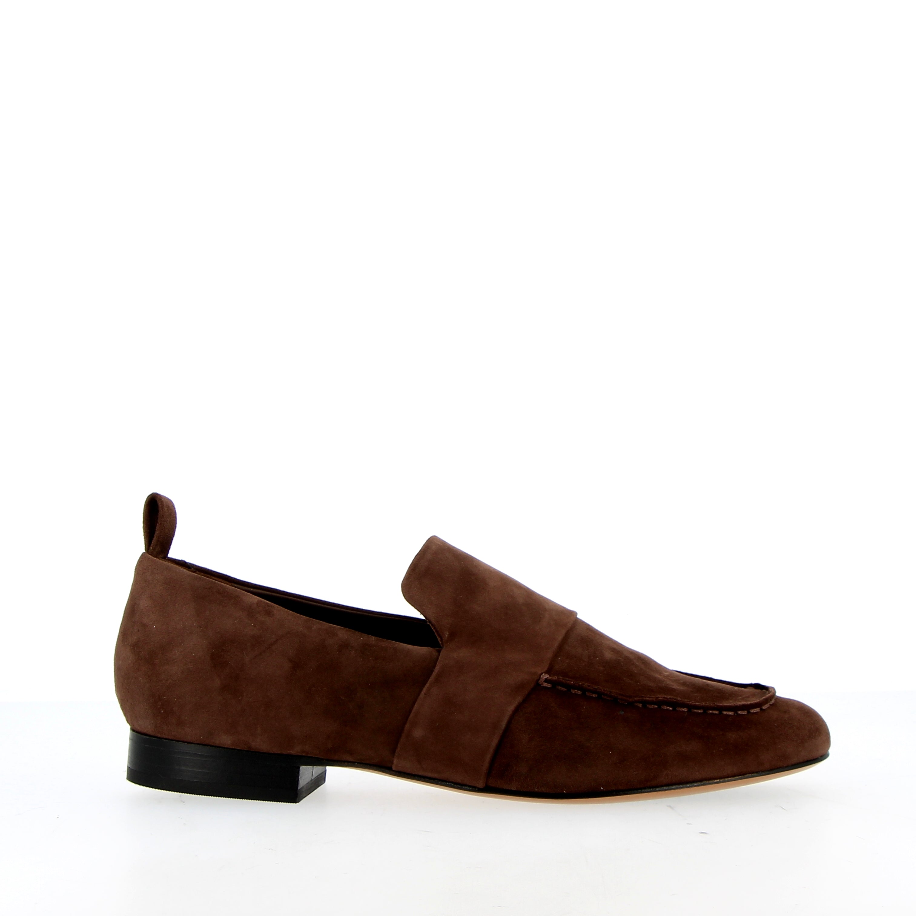 Soft moccasin in dark brown suede