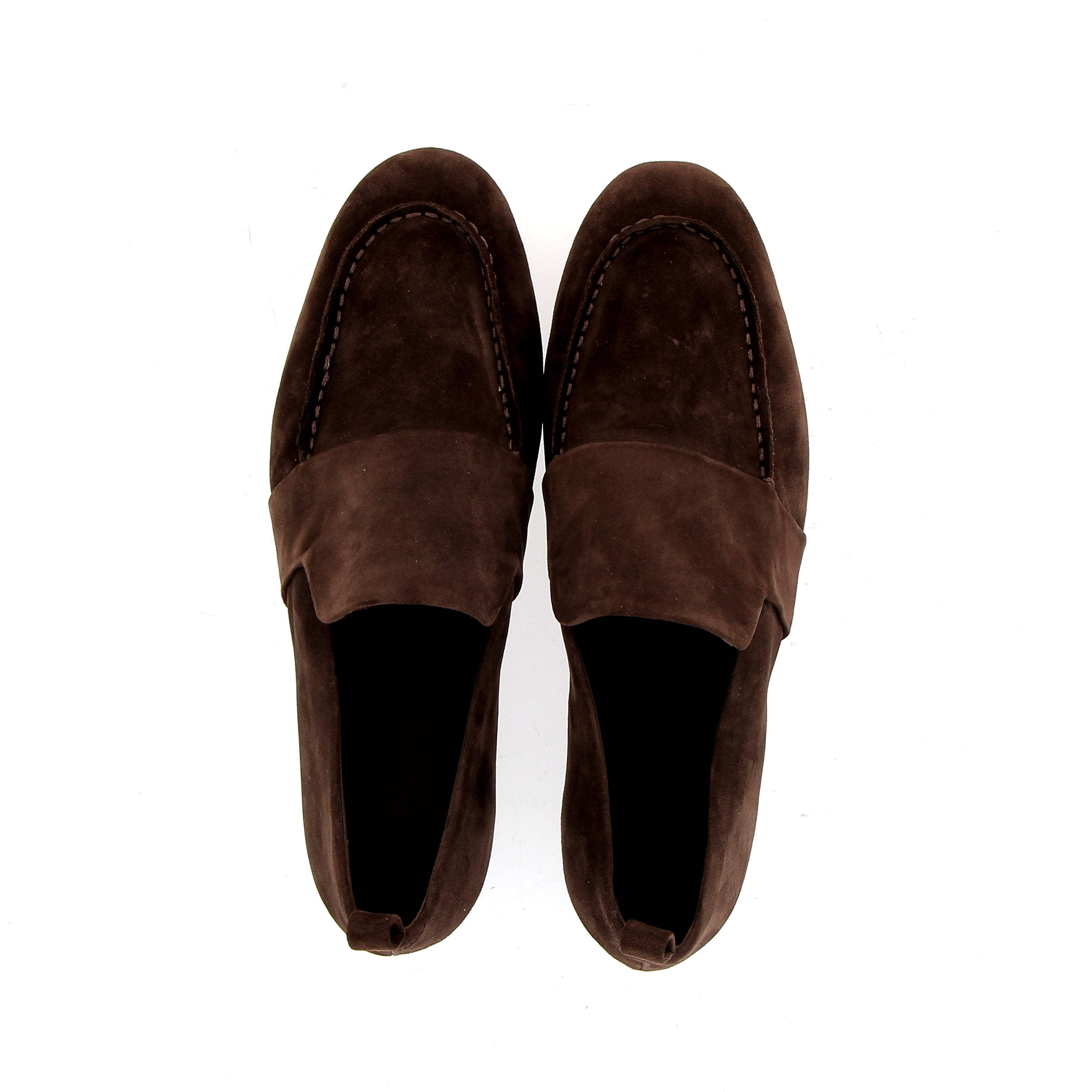 Soft moccasin in dark brown suede