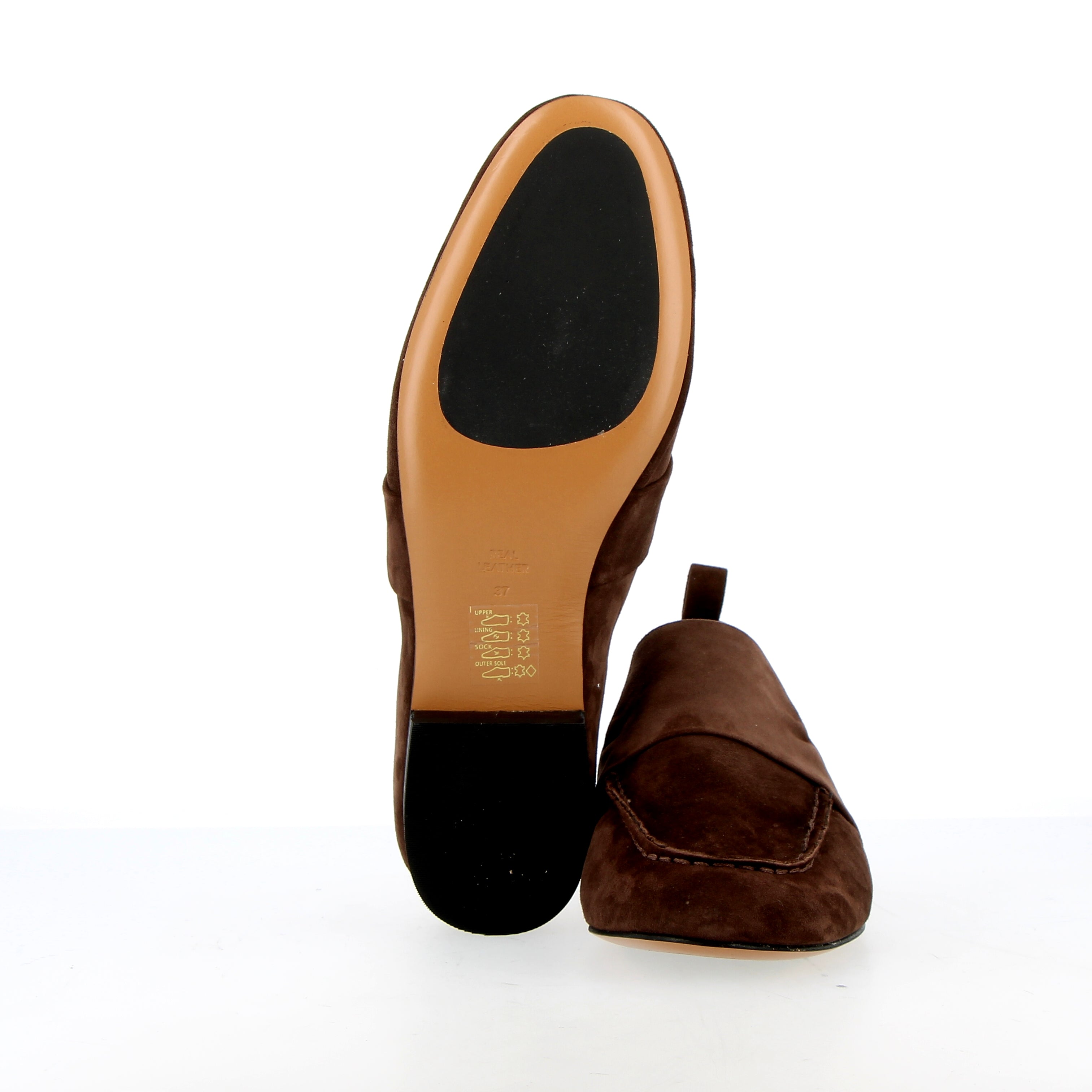 Soft moccasin in dark brown suede