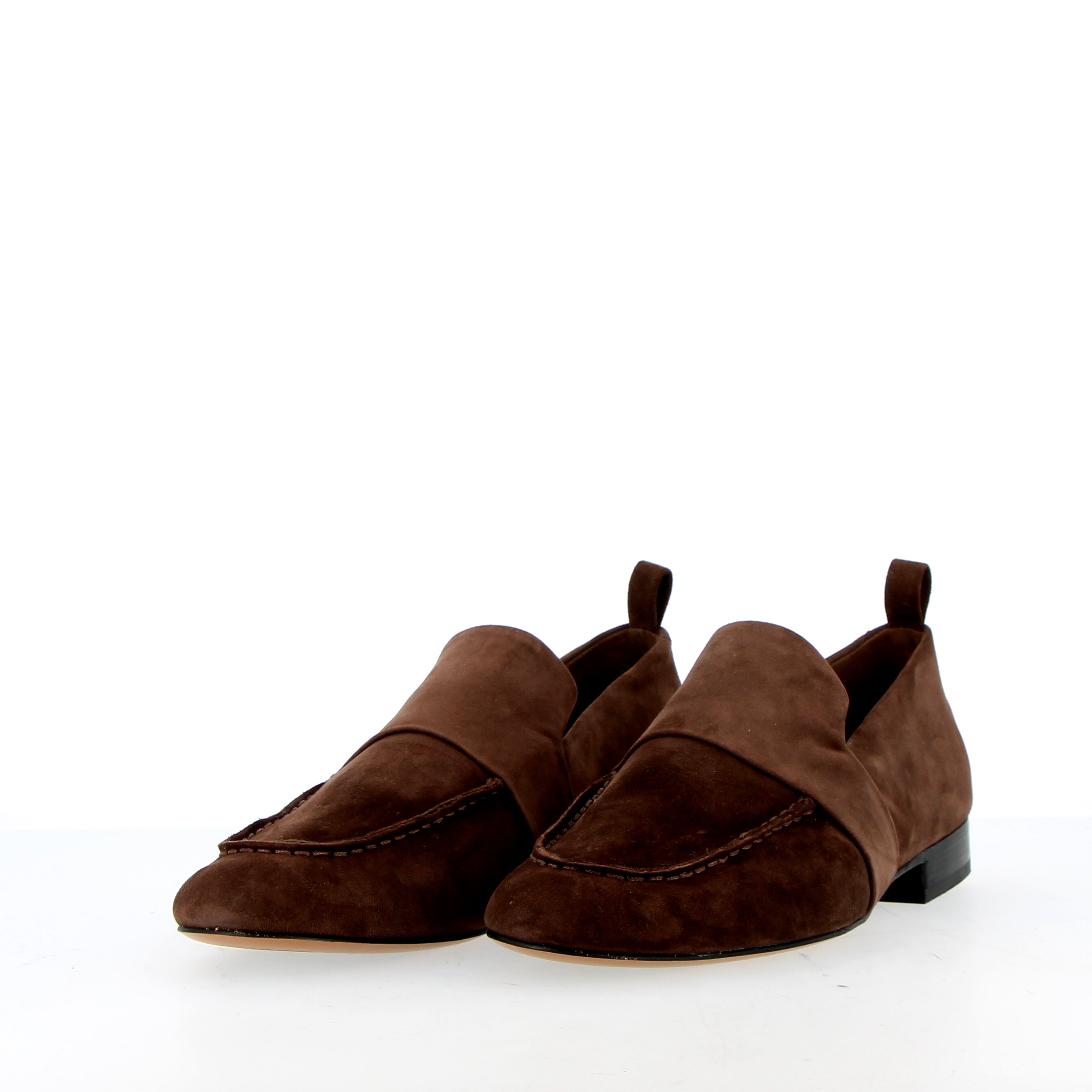 Soft moccasin in dark brown suede