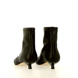 Stivaletto in pelle nera tacco basso