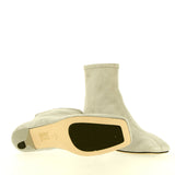 Stivaletto in camoscio ghiaccio tacco basso