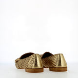 Mocassino in morbida pelle oro intrecciato a mano