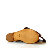 Sandalo borchiato in morbido camoscio testa di moro