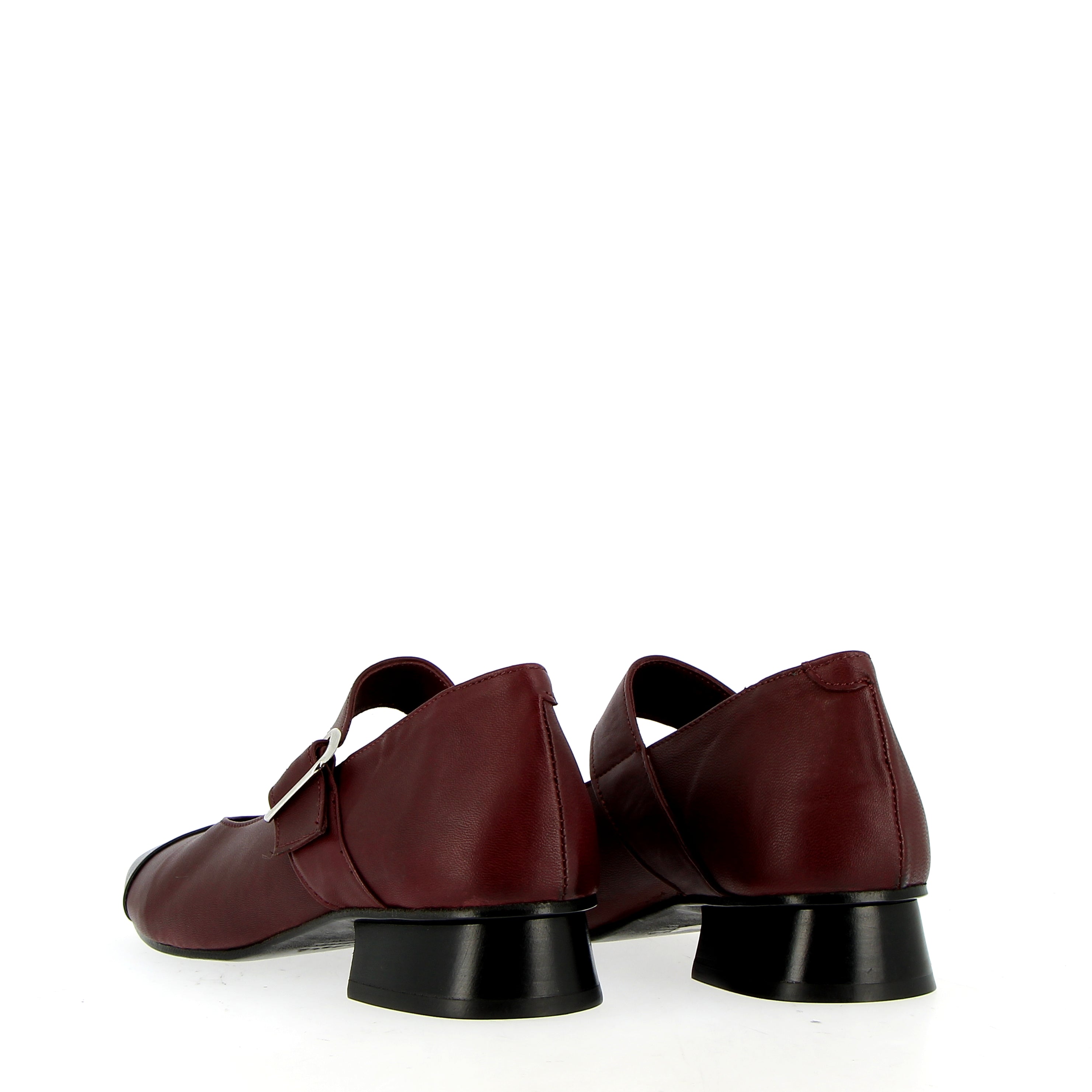 Ballerina morbida in pelle bordeaux con cinturino