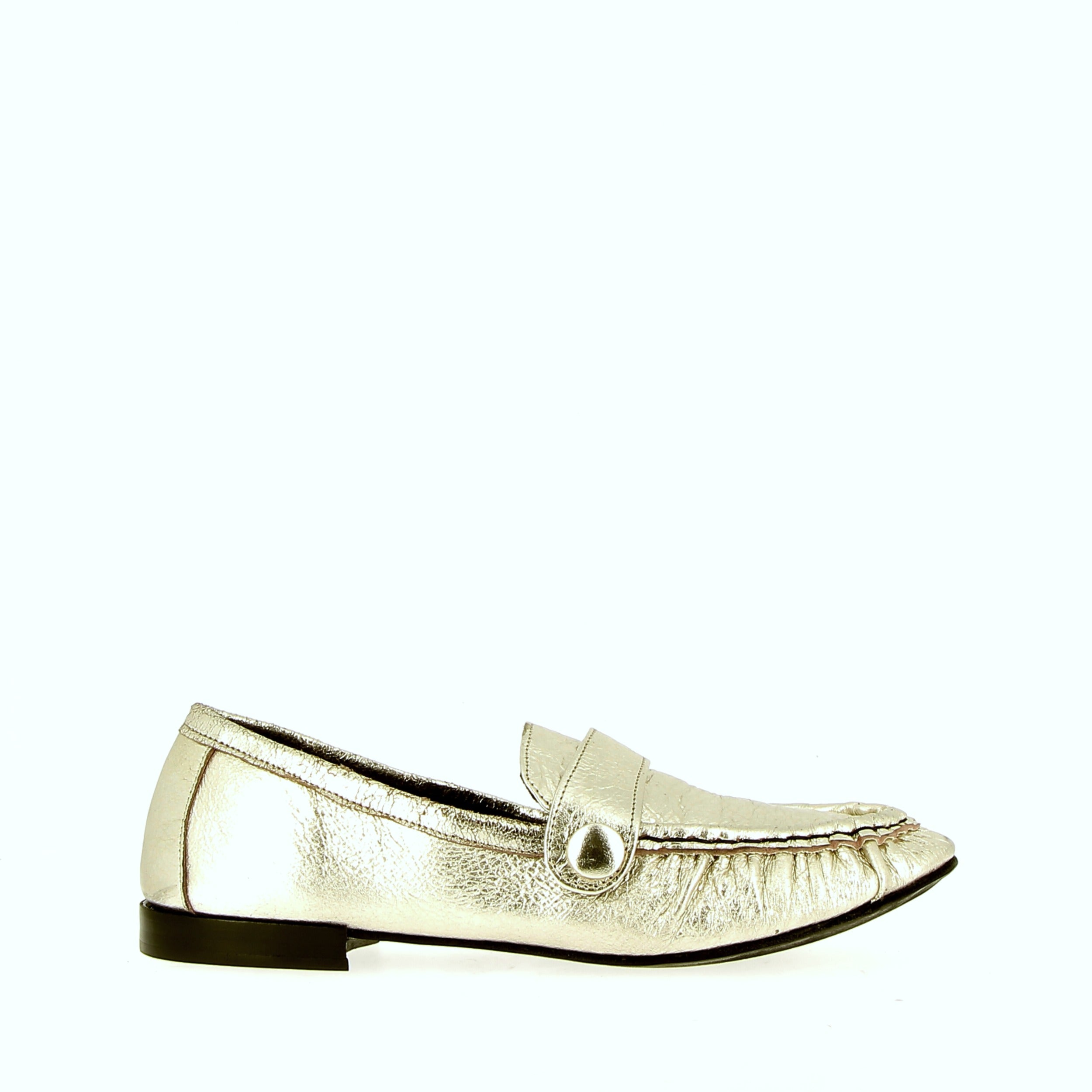 Soft silver leather moccasin