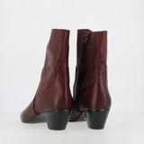 Stivaletto zippato in morbida nappa bordeaux