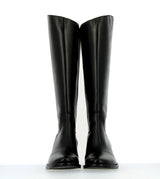 Black leather boot with zip