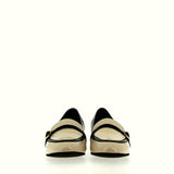 Beige leather moccasin with black profiles