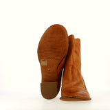 Ankle boot in soft tan leather