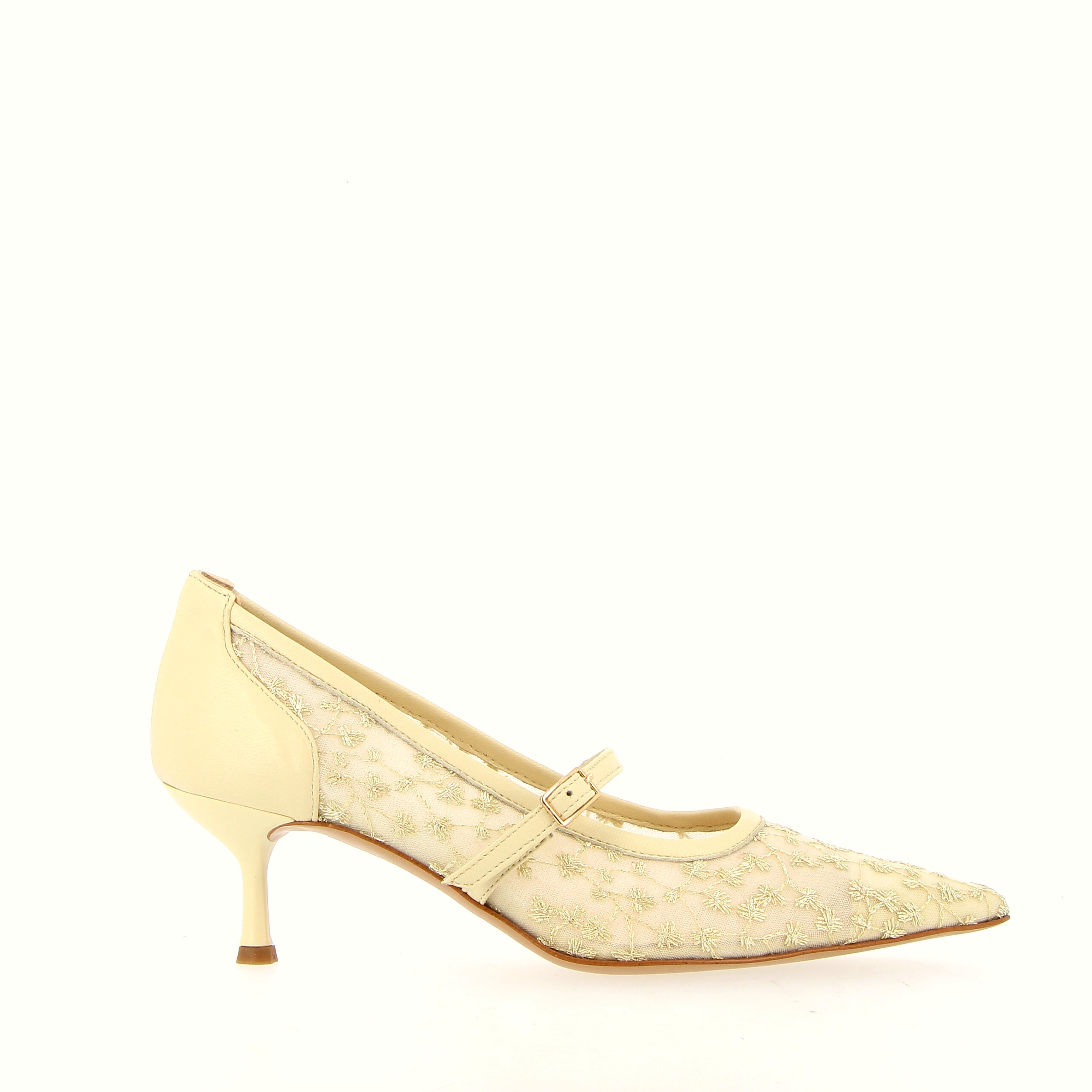 MaryJane romantica in rete fiorata nude