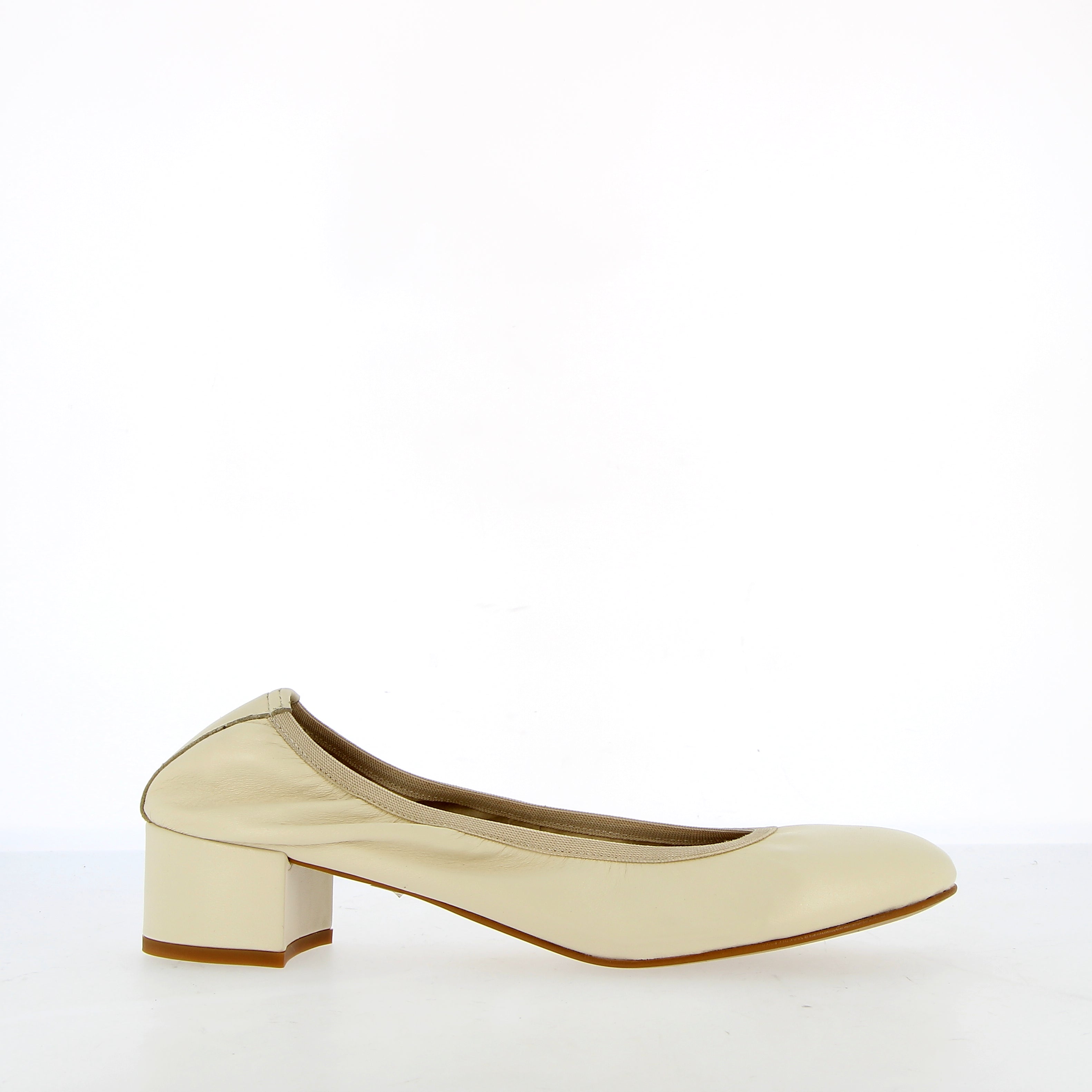 Pucker pump ballerina in nappa latte sfoderata