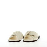 Milky white leather sandal with accessory