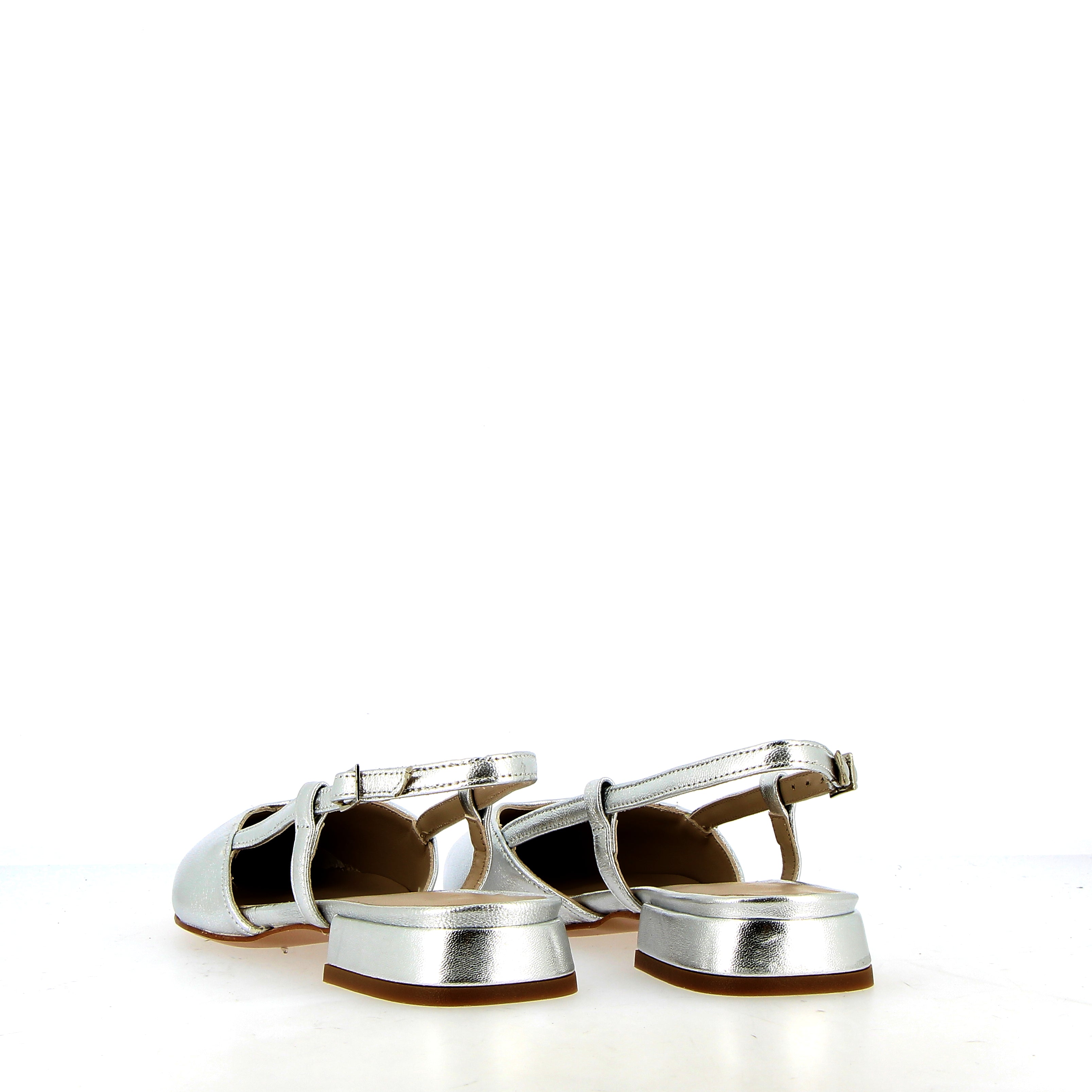 Slingback basso in nappa argento