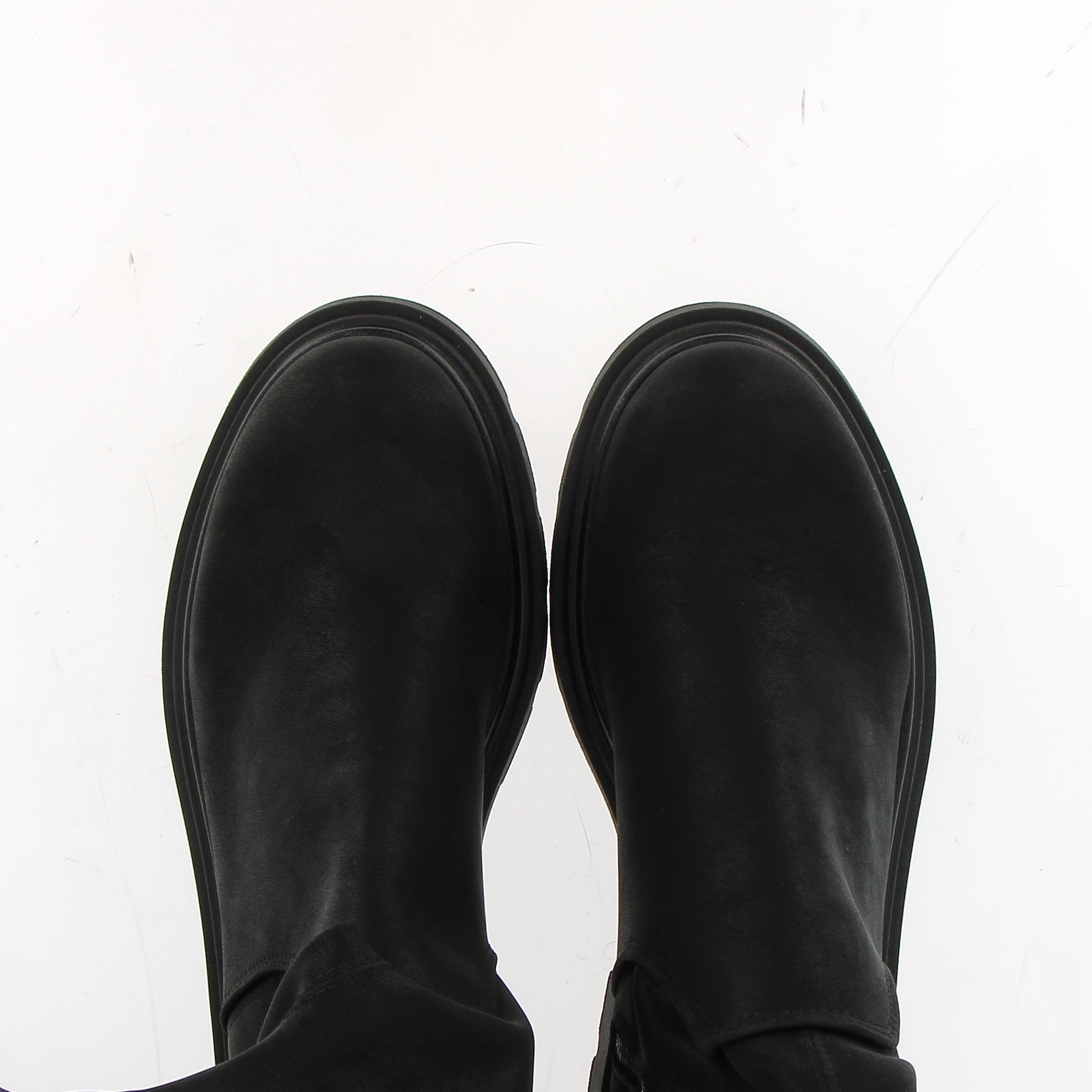 Black stretch vegan boot with zip