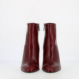 Stivaletto zippato su tacco in pelle lucida nera bordeaux