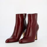 Stivaletto zippato su tacco in pelle lucida nera bordeaux