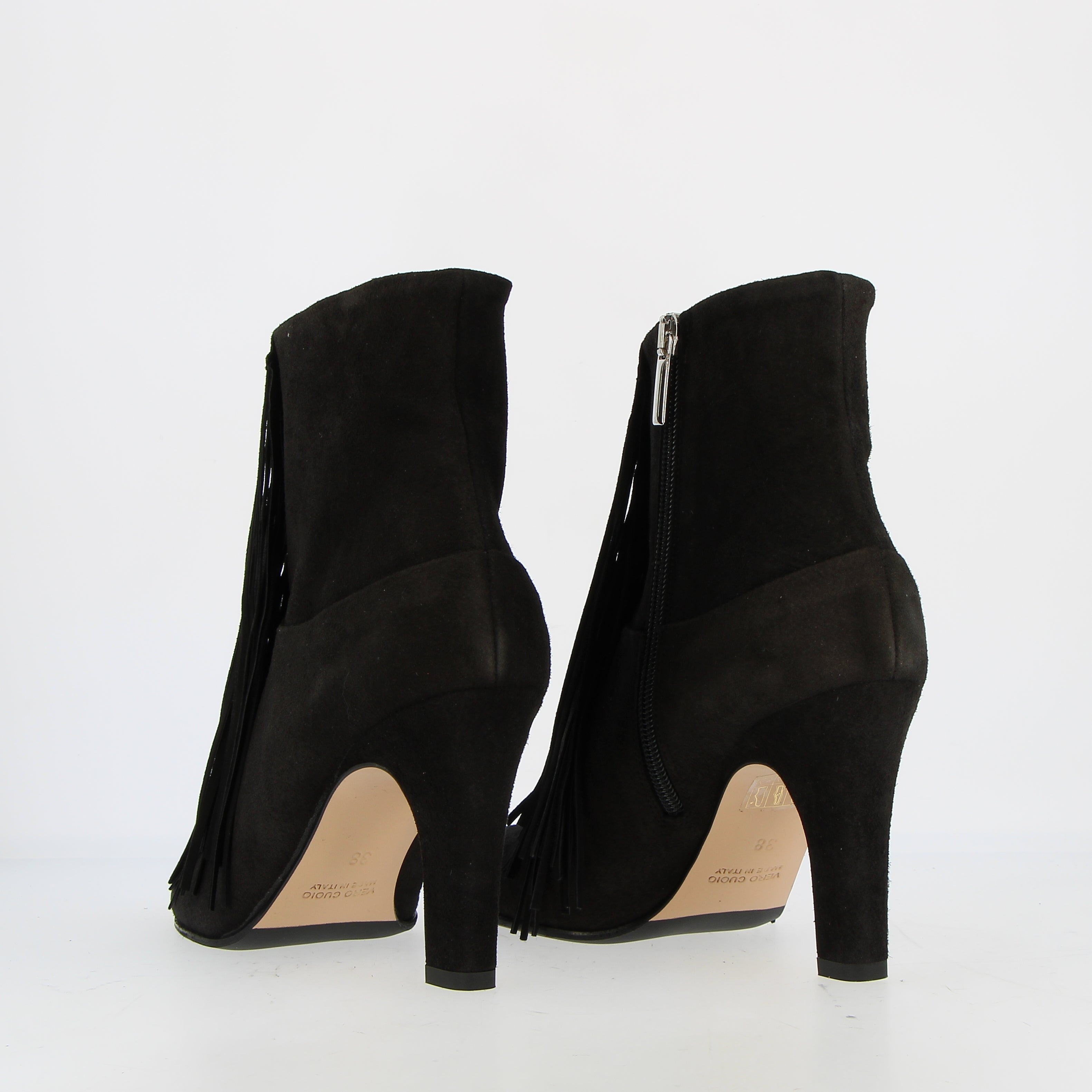 Stivaletto con frangia in camoscio nero zip interna laterale