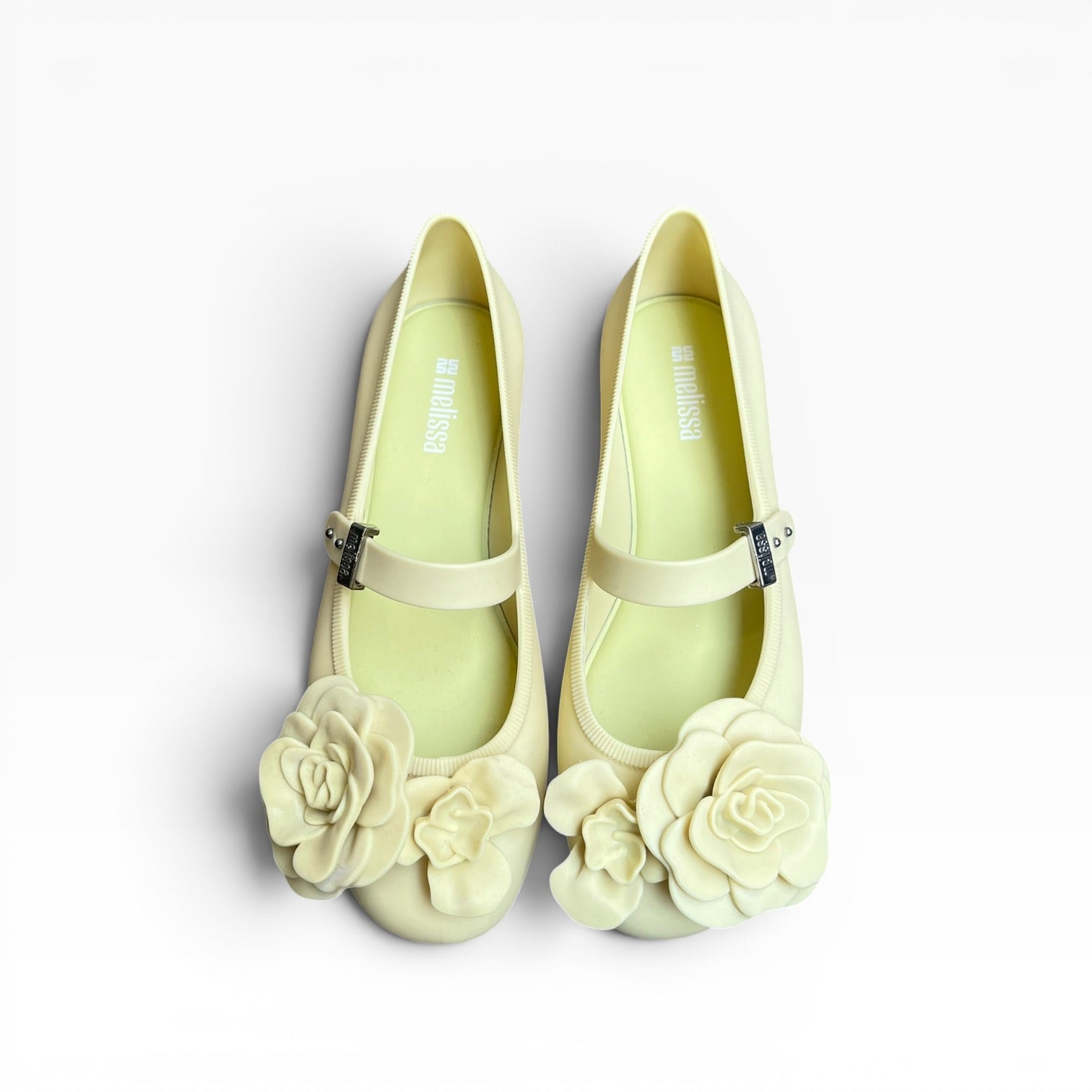 Ballerina Melissa con fiori