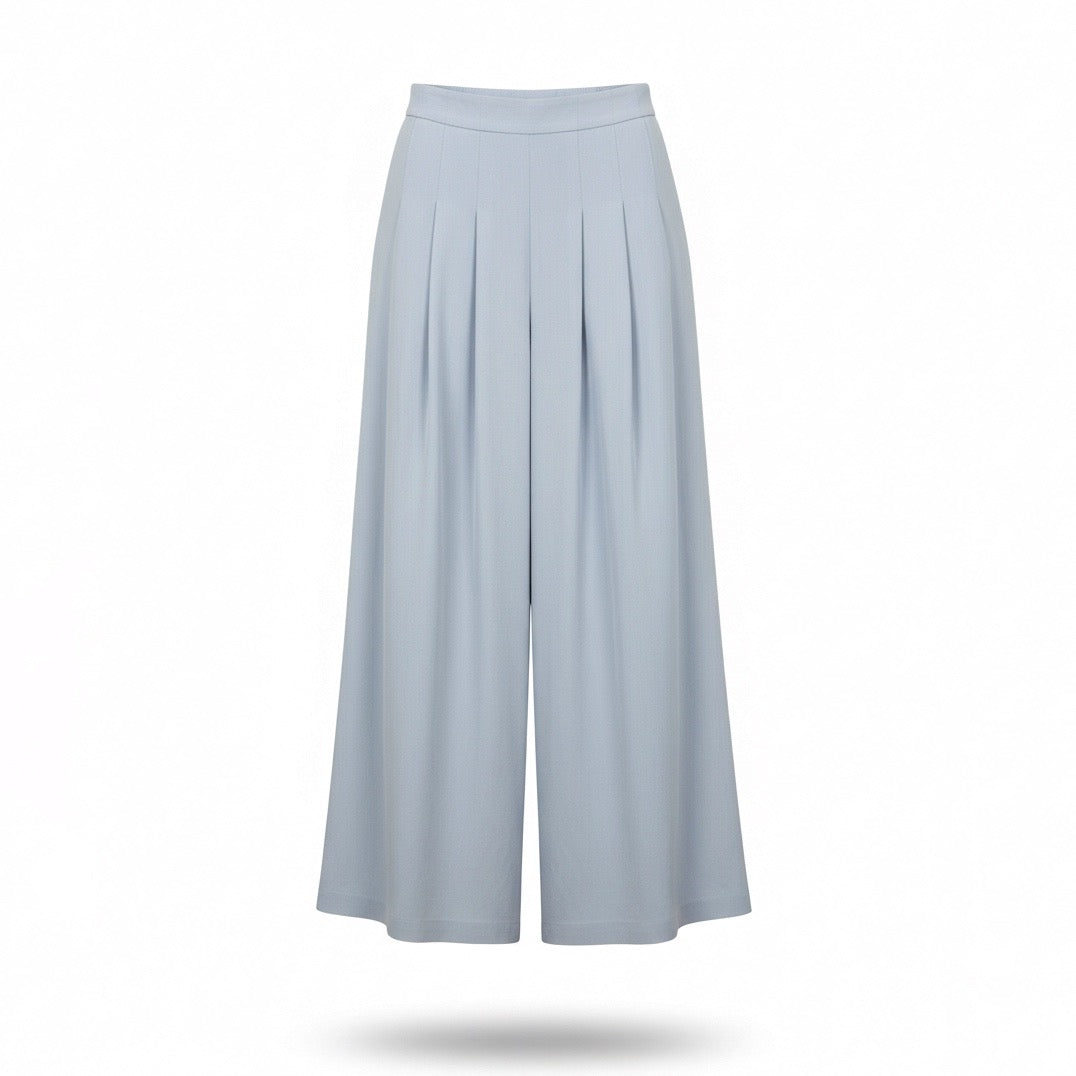 Pantalone celeste con pinces