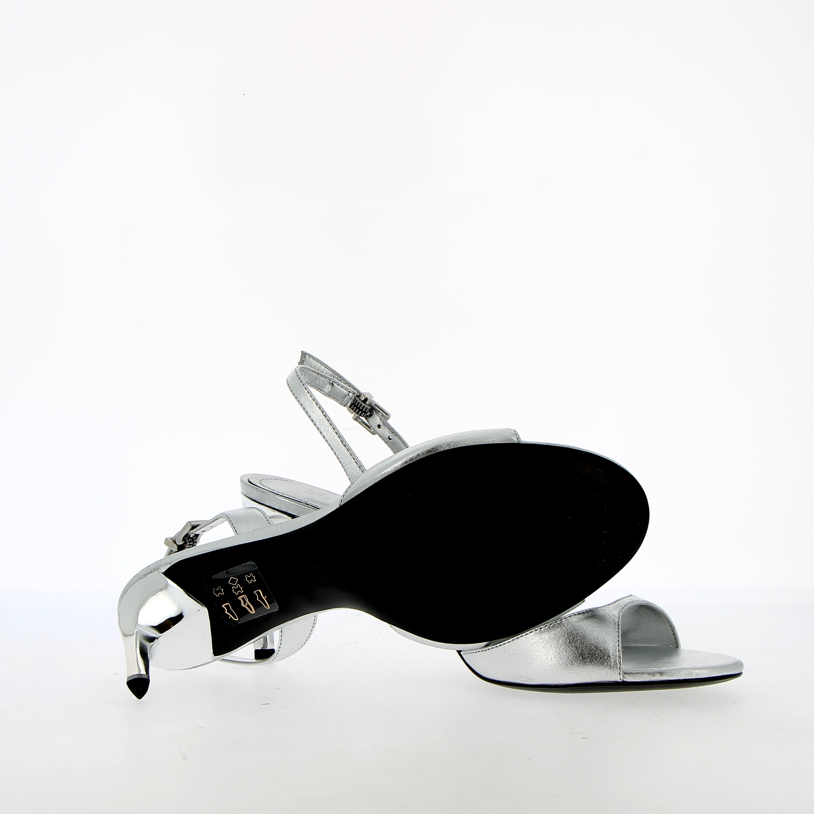 Sandalo alto in pelle argento con cinturino