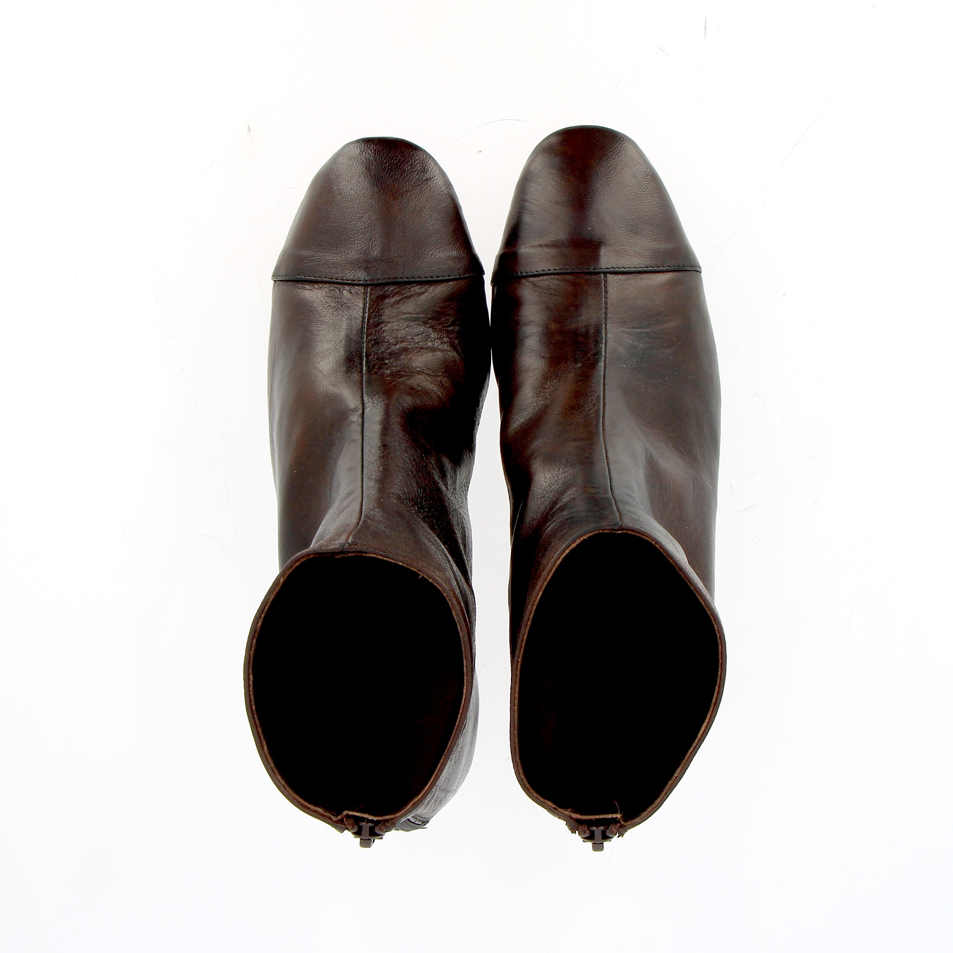Stivaletto in morbida pelle da guanto marrone espresso