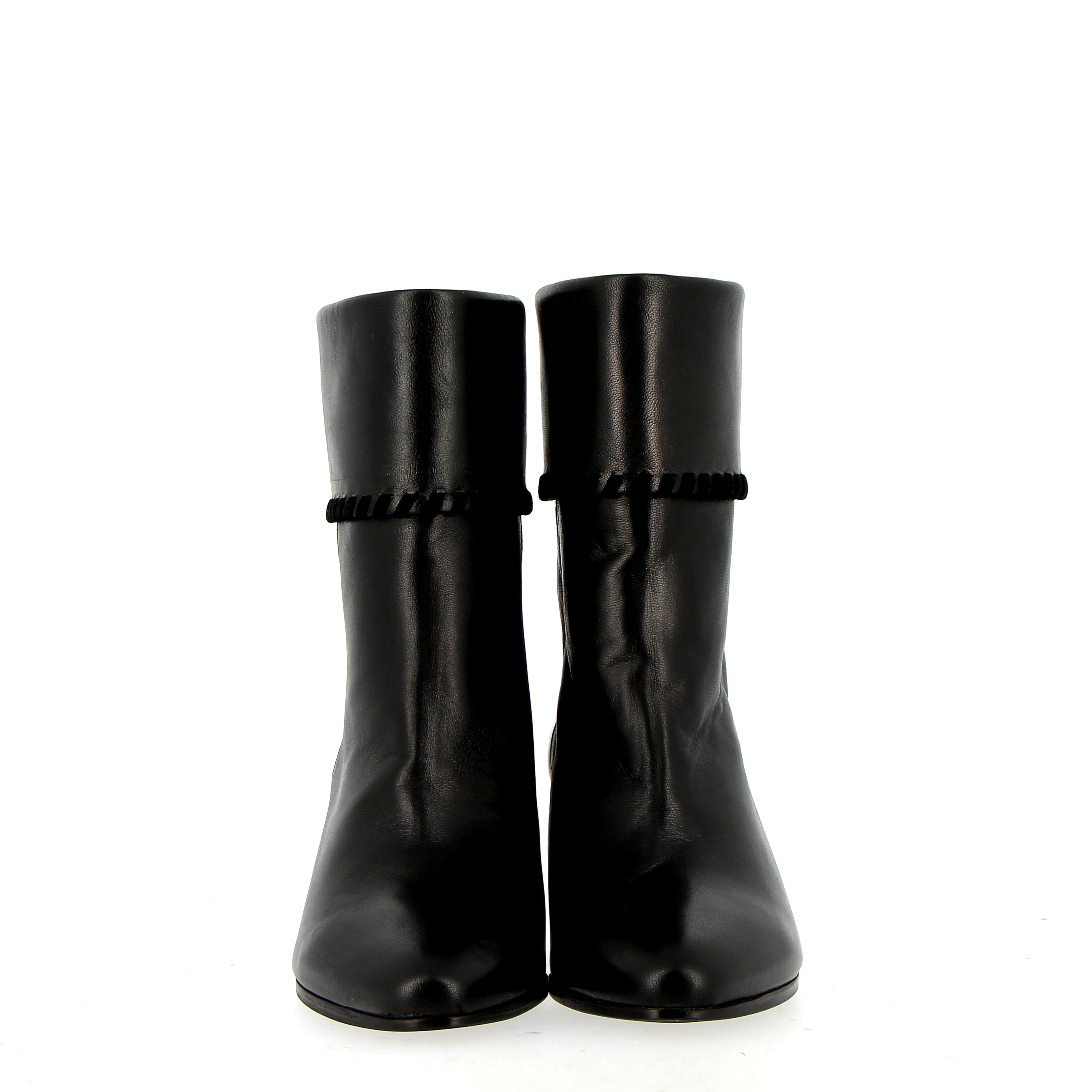 Stivaletto in morbida nappa nera