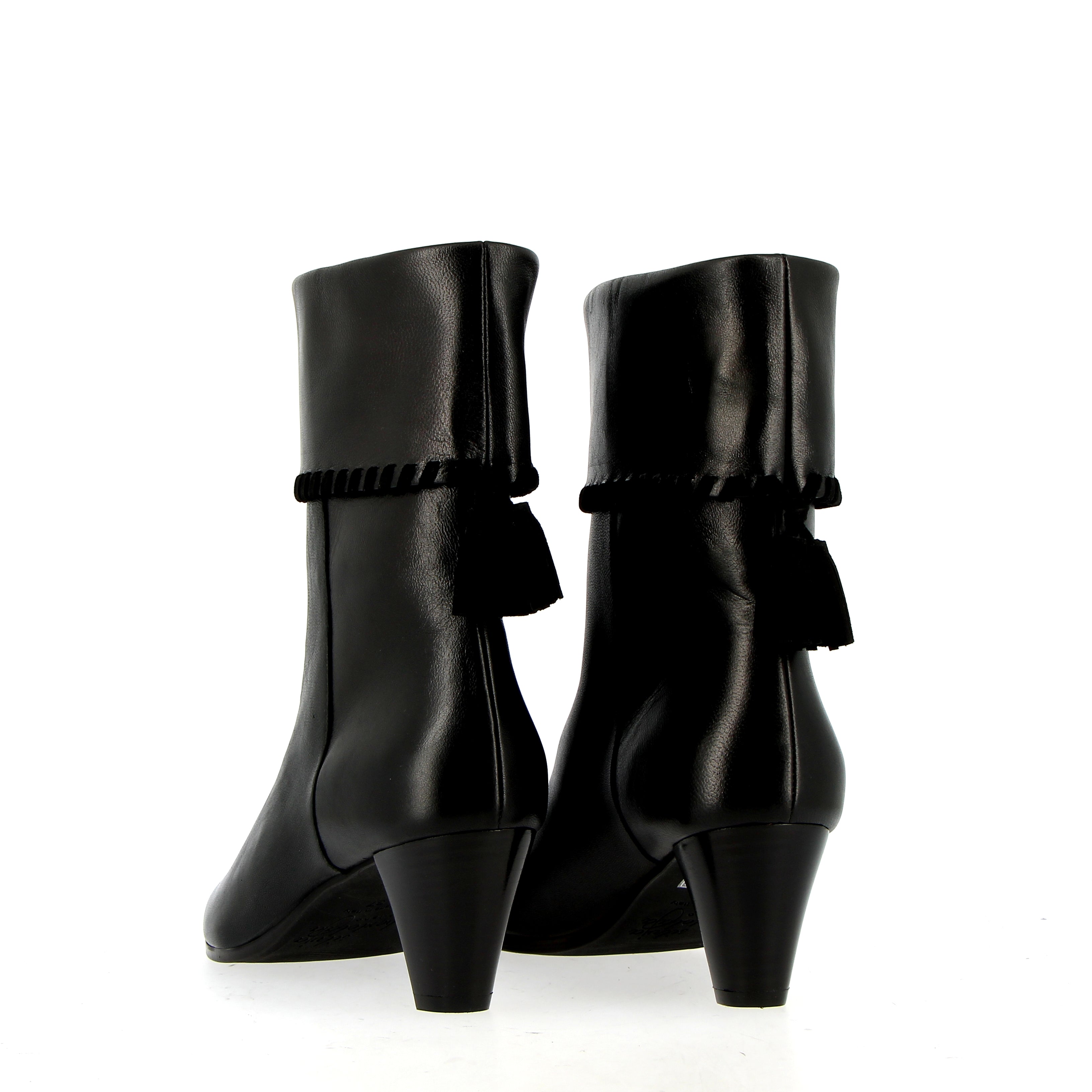 Stivaletto in morbida nappa nera