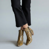 Stivaletto in morbida pelle snake print